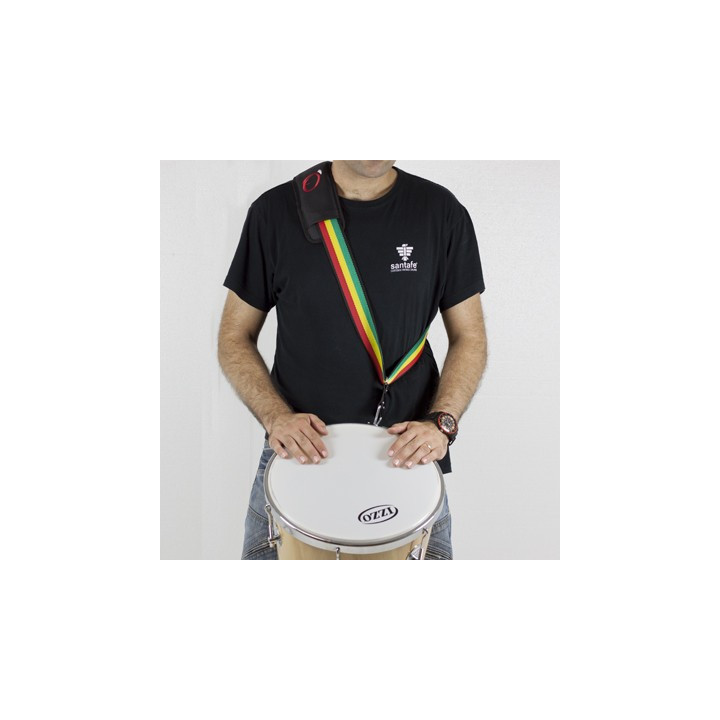 Black batucada shoulder bag with shoulder pad